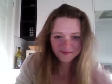 pixiehole4u  girl  cam