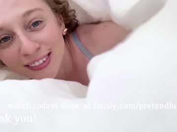 girl cam pretendlunch image #4457861