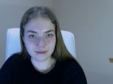 girl cam zoey_deuttch image #2444781
