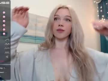 girl cam small_blondee image #913444