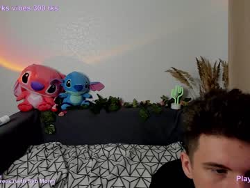 couple cam playwithmil image #1956845