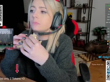 girl cam kimilee22 image #880927