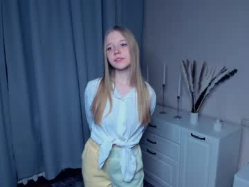 girl cam hug_honestly image #3842213