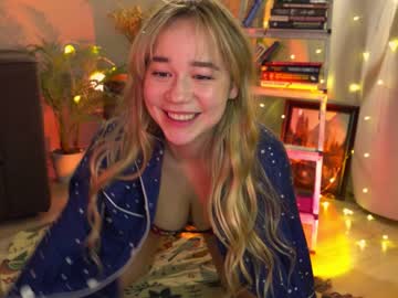girl cam kristyspiritedaway image #4098061