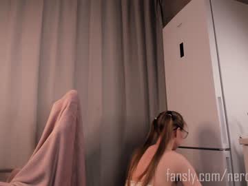 girl cam nerdy_freyua image #2889149