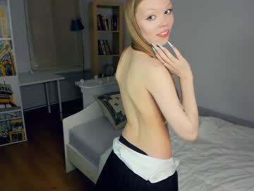 girl cam honeybzzz image #3010111