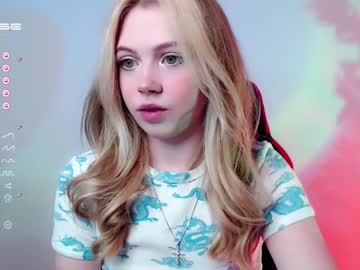 girl cam small_blondee image #2820123