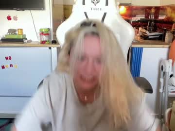 girl cam kiradivine image #3107083