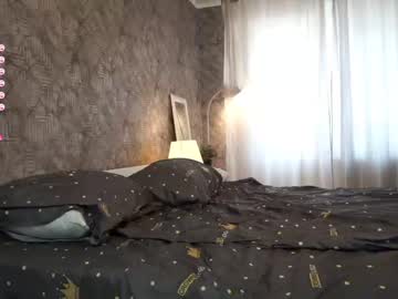 girl cam cheerful_blonde image #4355445
