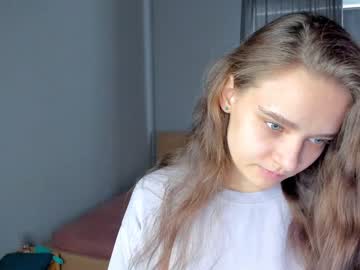 girl cam sunshy_girl image #2782142