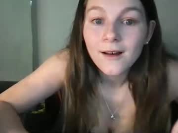 girl cam wetkinkykitty69 image #2385953