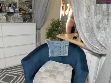 rora_  girl  cam