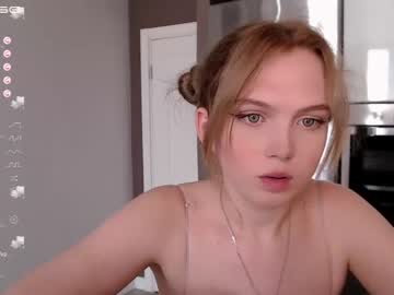 girl cam small_blondee image #1423297