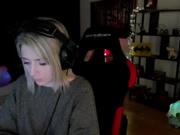 girl cam kimilee22 image #2600746