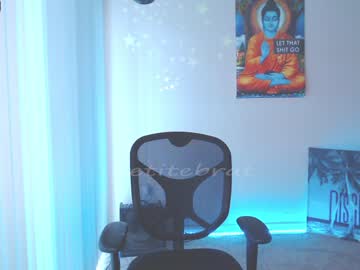girl cam petitebrat image #659859