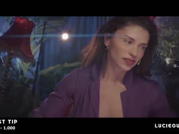 girl cam lucieoude_ image #2548237