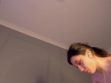 girl cam izumi__li image #2440598
