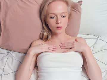 miss_instinct  girl  cam