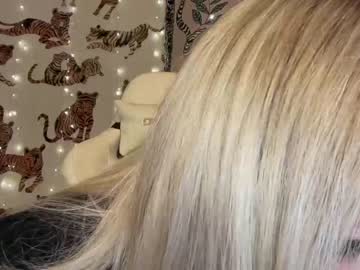 girl cam ari_02 image #3616887