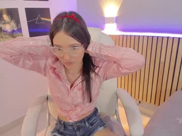 girl cam little_effy18 image #4069392