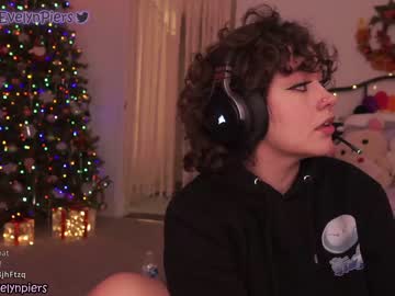 girl cam evelynpiers image #2080705