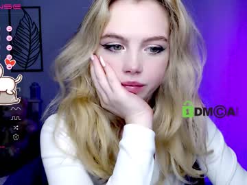 girl cam small_blondee image #2410163