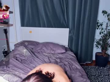 girl cam _night_moon_ image #4287800