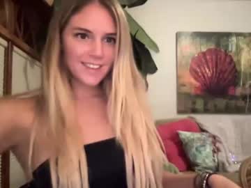 couple cam snowbunnyass image #2766917
