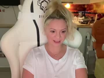 girl cam kiradivine image #2580278