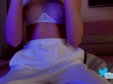 girl cam hollyextra image #1930341