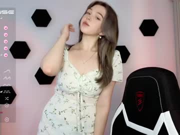girl cam small_blondee image #2991736
