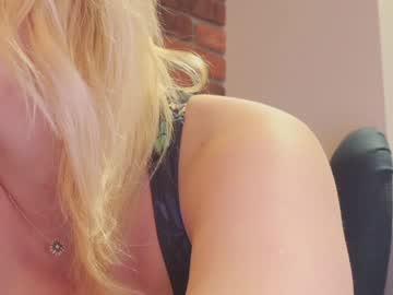 girl cam aveksmr image #1110591