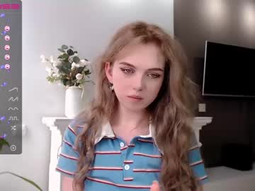 girl cam small_blondee image #1222030