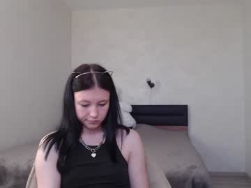 alexa_little  girl  cam