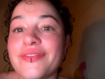girl cam meowingmilf image #3539537