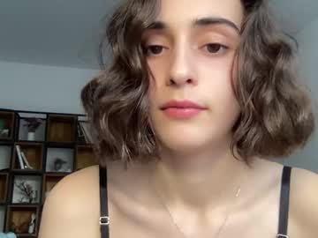 girl cam wonderland_stia image #3656244