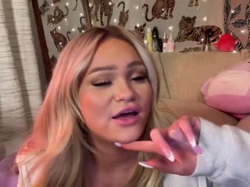 girl cam ari_02 image #4337767