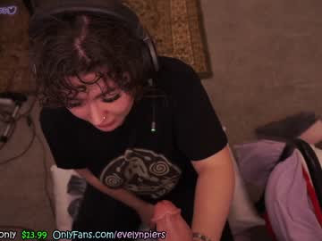 girl cam evelynpiers image #2314487