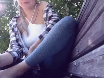 girl cam bondgirl013 image #1308917