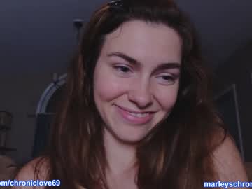 girl cam chroniclove image #3218343