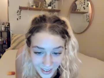girl cam ashbabyy19 image #2624922