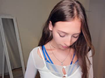 girl cam wave_of_happy_ image #4210344