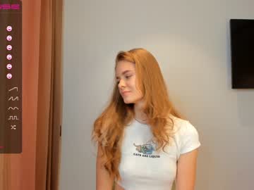 girl cam carolynsveronica image #3348243