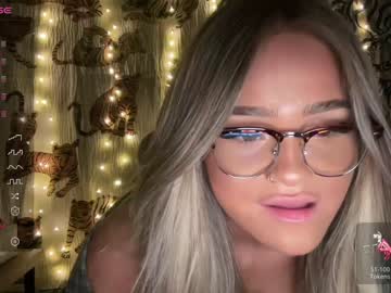 girl cam ari_02 image #3381902