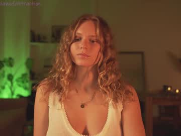 girl cam thelawofattraction image #262261