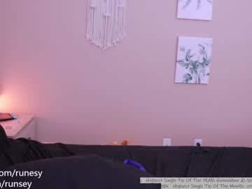 girl cam runesy image #1312110