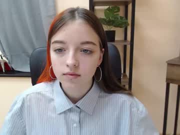 girl cam caramelelechka image #1328346