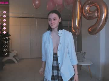 girl cam megancooks image #2645464