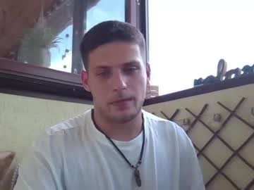 man cam roberto_twink1 image #3111537