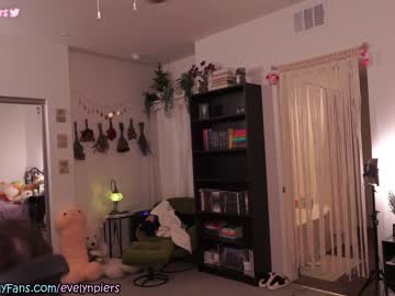 girl cam evelynpiers image #2767230
